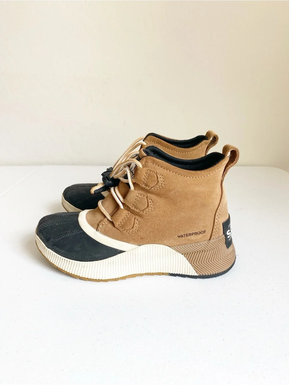 Sorel Kids’ Out N About Classic Waterproof Boots Camel-Brown Size 2